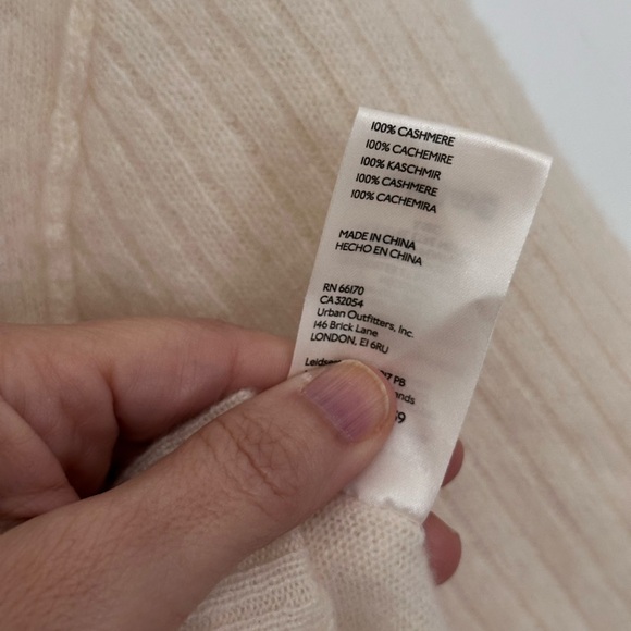 Free People Cream 100% Cashmere Sweater - Picture 4 of 6